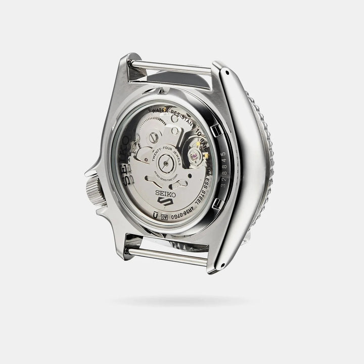 SEIKO 5 SPORTS AUTOMATIC WATCH – 42.5MM GREEN DIAL STEEL BRACELET