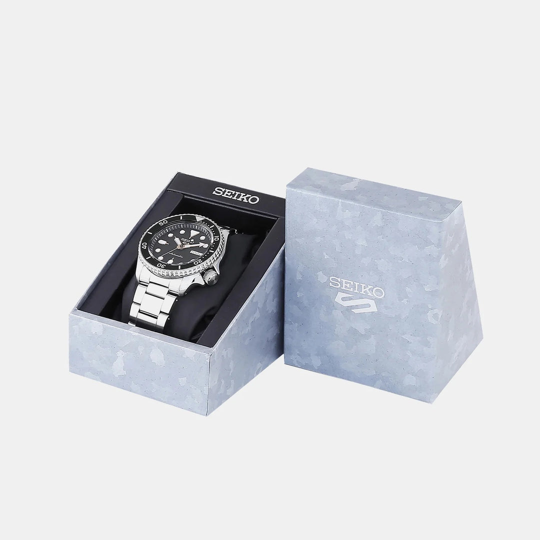 SEIKO 5 SPORTS AUTOMATIC WATCH – 42.5MM STEEL BRACELET