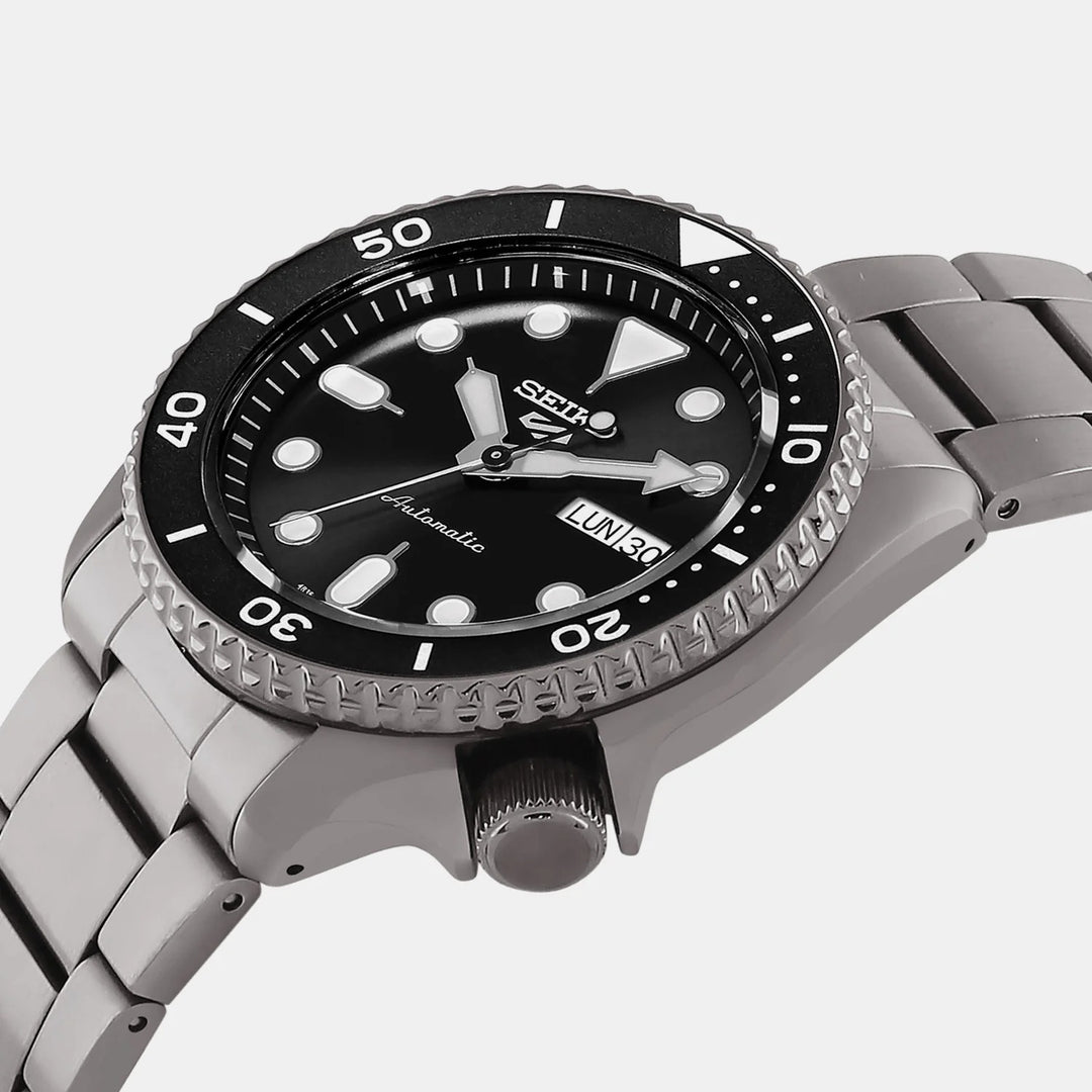 SEIKO 5 SPORTS AUTOMATIC WATCH BLACK – 42.5MM STEEL BRACELET