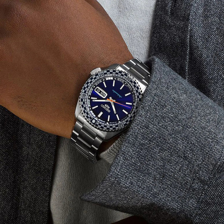 SEIKO 5 SPORTS CHECKER FLAG SPECIAL EDITION AUTOMATIC WATCH – 42.5MM BLUE DIAL STEEL BRACELET
