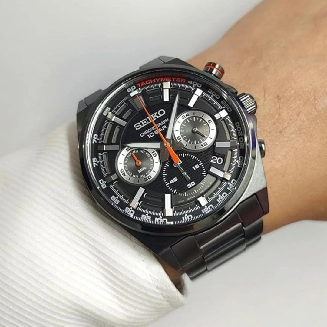 SEIKO NEO SPORTS CHRONOGRAPH QUARTZ WATCH – 41MM BLACK DIAL BLACK IP CASE STEEL BRACELET