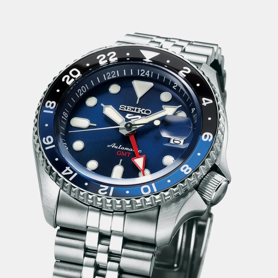 SEIKO 5 SPORTS SKX SPORTS STYLE GMT AUTOMATIC WATCH – 42.5MM BLUE SUNRAY DIAL ROTATING BEZEL JUBILEE BRACELET