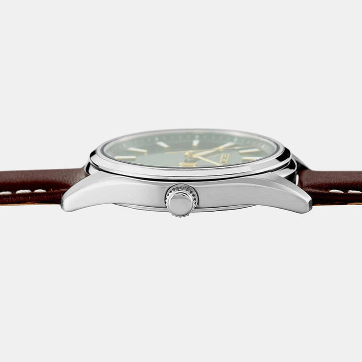 SEIKO DISCOVER MORE DAY-DATE QUARTZ WATCH – 40.2MM GREEN SUNRAY DIAL SAPPHIRE CRYSTAL LEATHER STRAP