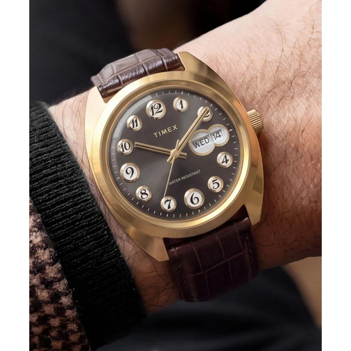 Timex Q Timex 1976 37mm Black Rotary Dial Gold Case Brown Leather Men&