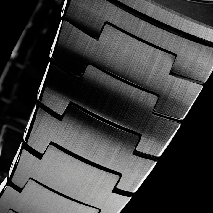 Titan Edge Fumage 39mm Black Handcrafted Dial Sapphire Crystal Ceramic Bracelet Men&