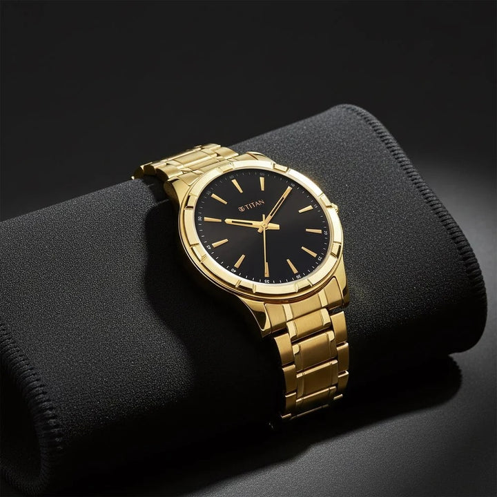 Titan Karishma 40.5mm Black Dial Gold Stainless Steel Bracelet Men&