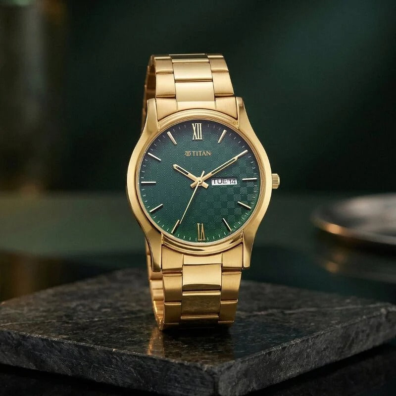 Titan Karishma Regal Classic 40mm Green Dial Day Date Gold Stainless Steel Bracelet Men&