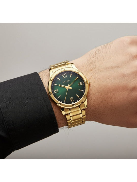 Titan Karishma Festive 42mm Green Dial Roman Numerals Date Yellow Gold Stainless Steel Bracelet Men&