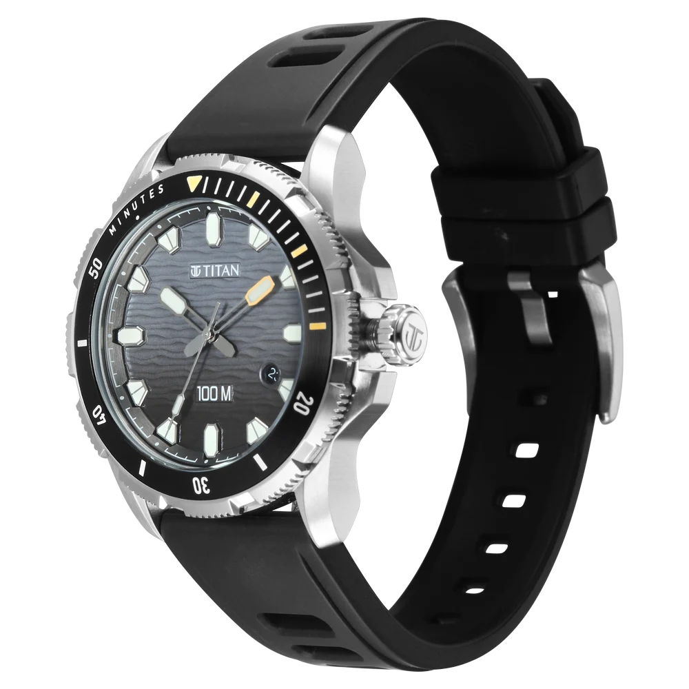 Titan Zero Hour Diver 100m 41mm Black Dial Rotating Bezel Black Rubber Strap Men&