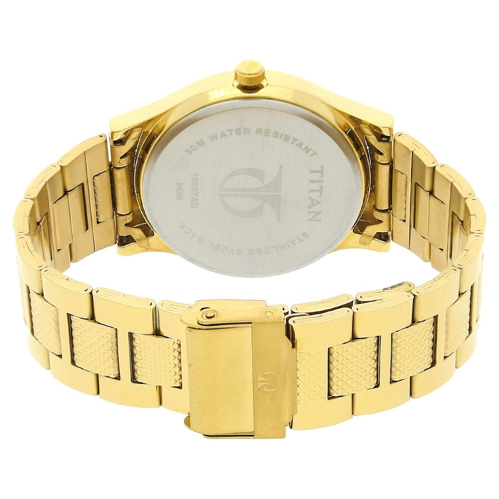 Titan Karishma 40mm Champagne Dial Day Date Gold Stainless Steel Bracelet Men&