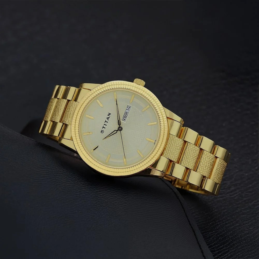 Titan Karishma 40mm Champagne Dial Day Date Gold Stainless Steel Bracelet Men&