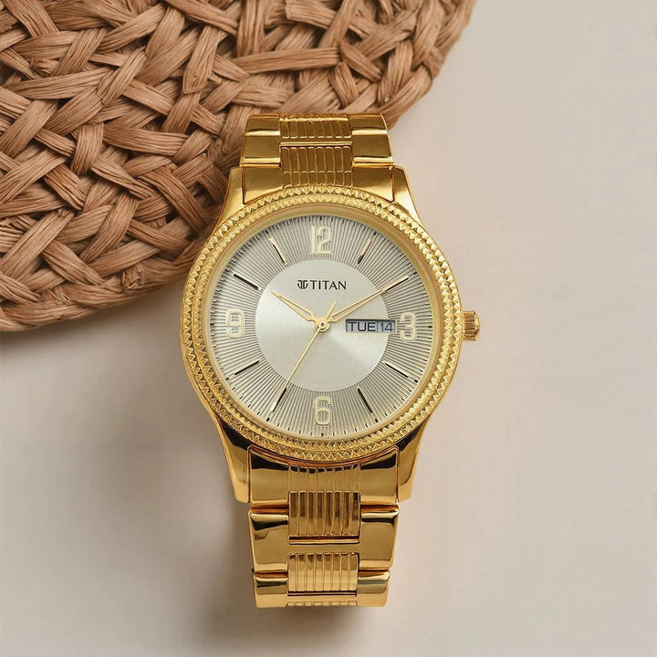 Titan Karishma 40mm Champagne Dial Day Date Stainless Steel Bracelet Men&